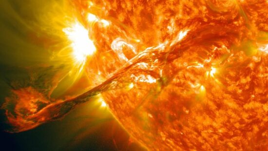 Что такое солнечная вспышка и ее влияние на человека ?
