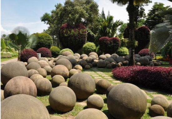 Каменные шары в Коста-Рике